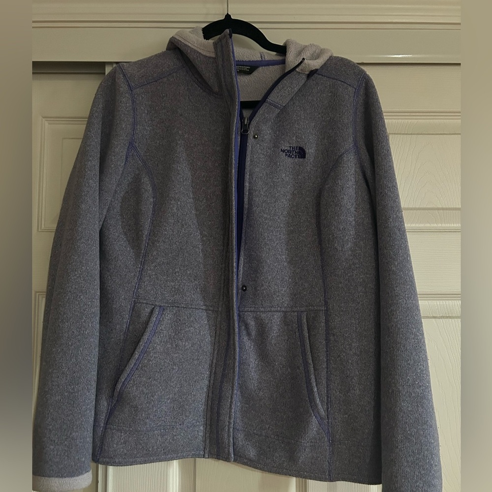 Woman’s north face Jacket